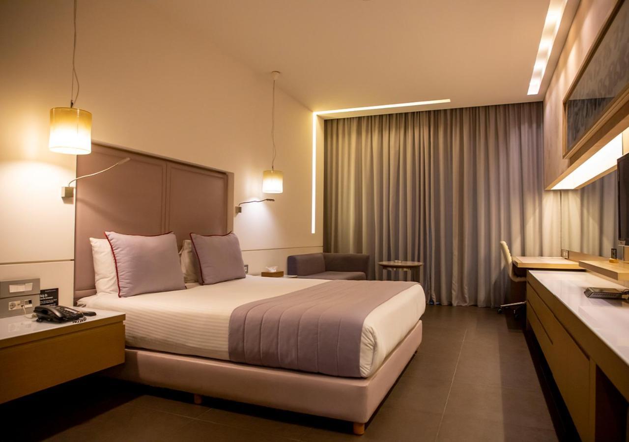 Saifi Suites Hotel Beirut Eksteriør billede