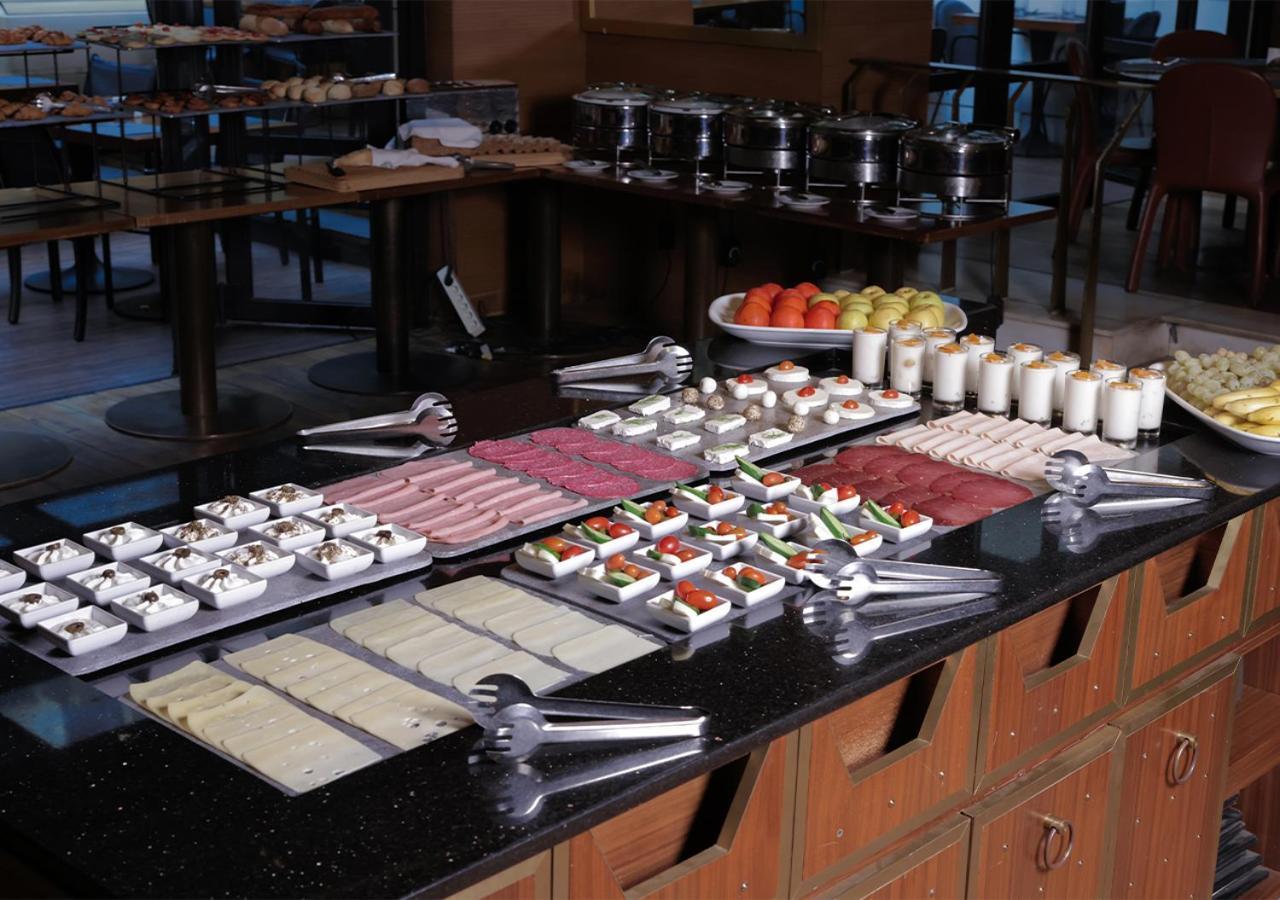 Saifi Suites Hotel Beirut Eksteriør billede