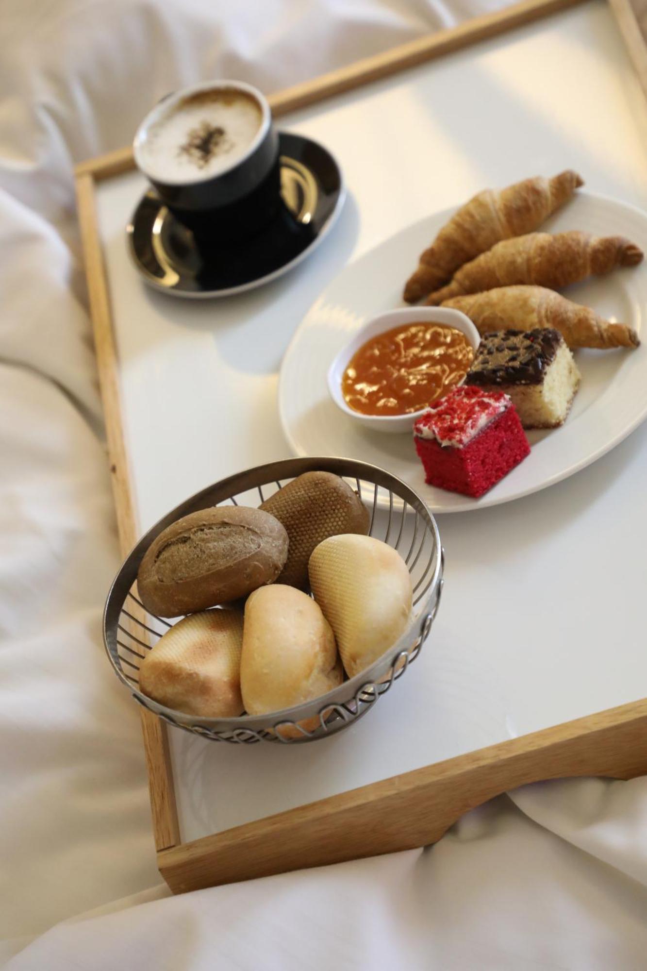 Saifi Suites Hotel Beirut Eksteriør billede